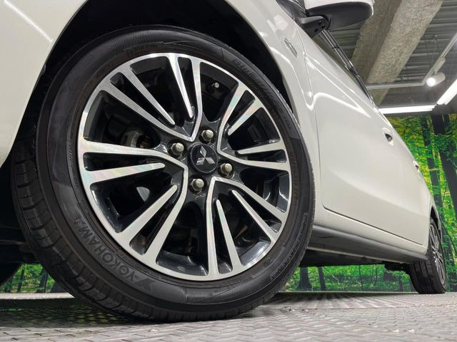 �y����15�C���`�A���~�z�C�[���z�O�ςɃ}�b�`���������A���~�z�C�[���𑕒����Ă���܂��B�e��ЊO�A���~�z�C�[����A�X�^�b�h���X�^�C�����戵�����Ă���܂��B���񂲑��k����������