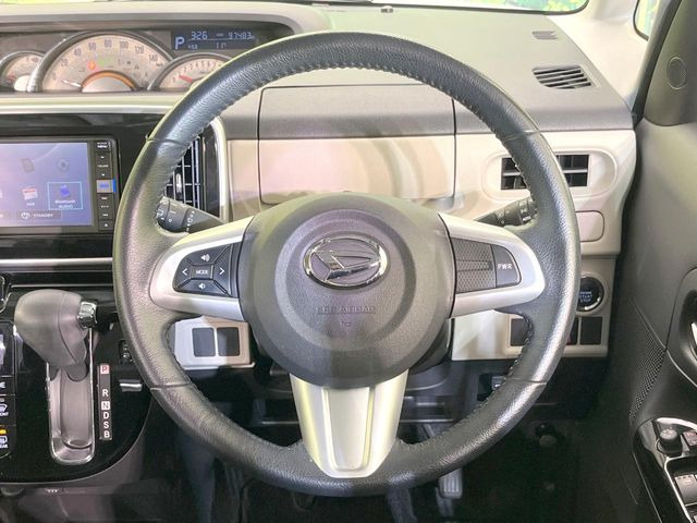 �y�����v�����X�e�A�����O�z�㎿�Ȋv���g�p���邱�ƂŁA��ɂ����������݂ƂĂ��^�]���₷���n���h���ł���