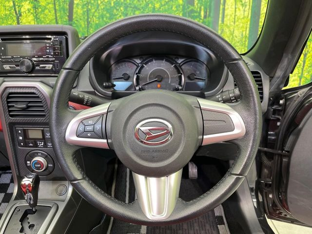 �y�����v�����X�e�A�����O�z�㎿�Ȋv���g�p���邱�ƂŁA��ɂ����������݂ƂĂ��^�]���₷���n���h���ł���