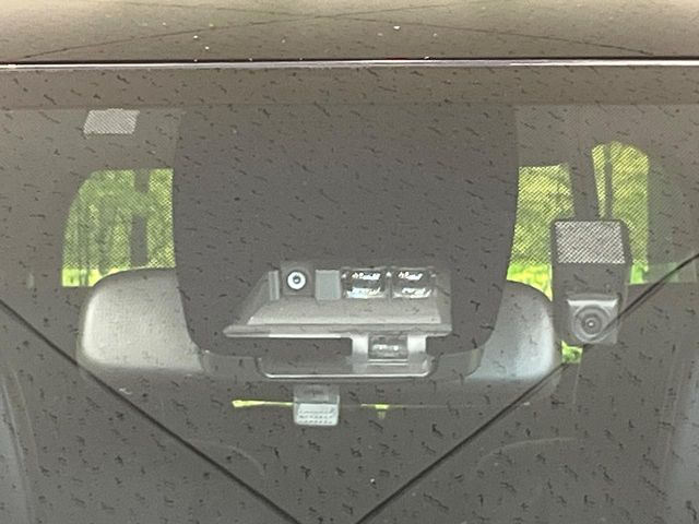 �y�g���^�Z�[�t�e�B�Z���X�z���s���ɑO���̎ԗ�����F�����A�Փ˂������Ȏ��͌x��ƃu���[�L�ŏՓˉ���Ɣ�Q�y�����A�V�X�g�B�����S�Ƀh���C�u�����y���݂��������܂��B