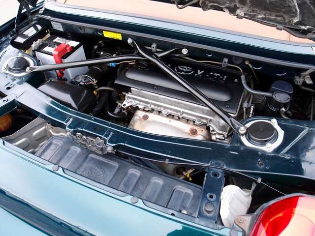 ���[�U�[�l�����ɂ����J�X�^��MR-S�̓���!�O���͓��F�h���ς݂ƂȂ�A�w�b�h���C�g�����Y�͐V�i�����ς݁B���s117,257km���N���b�`�ꎮ�����A�`�F�[���e���V���i�[�ȂǑ����̐�����������L