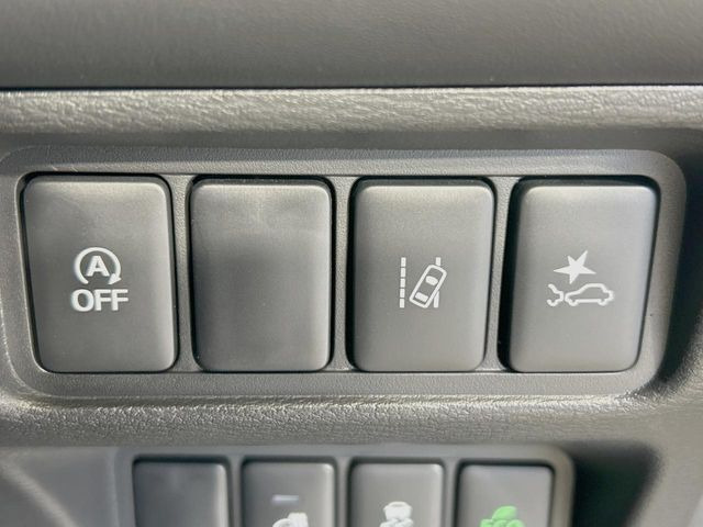 �y�O�He-Assist�z���s���ɑO���̎ԗ�����F�����A�Փ˂������Ȏ��͌x��ƃu���[�L�ŏՓˉ���Ɣ�Q�y�����A�V�X�g�B�����S�Ƀh���C�u�����y���݂��������܂��B