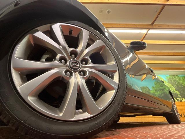 �y����18�C���`�A���~�z�C�[���z�O�ςɃ}�b�`���������A���~�z�C�[���𑕒����Ă���܂��B�e��ЊO�A���~�z�C�[����A�X�^�b�h���X�^�C�����戵�����Ă���܂��B���񂲑��k����������