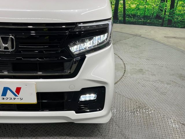 �yLED�w�b�h���C�g�z���V����ԑ��s�����ǍD�Ȏ��E���m�ۂ����S���ĉ^�]�ł��鍂�P�xLED�w�b�h���C�g�𑕔�!�_�����x�������A����d�͂��}�����Ă��܂��B