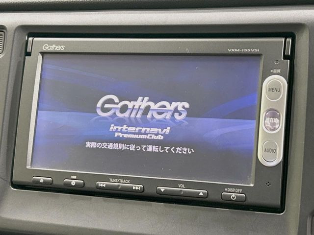 �y�����i�r�z�l�C�̏����i�r�𑕔����Ă���܂��B�i�r�̎g���₷���͂������A�I�[�f�B�I�@�\���[��!�L�����v�◷�s�͂������A�ʋ΂┃�����ȂǕ��i�̃h���C�u���y�����Ȃ�͂���