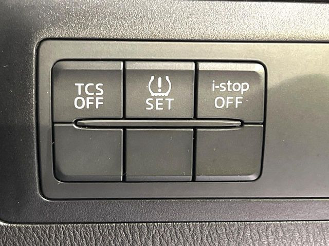 �y�A�C�h�����O�X�g�b�v�z�ԐM����a�؂Œ�Ԃ����ۂɃG���W�����~���A���ʂȔR���̏����}���܂��B�R��������ی�ɂȂ���@�\��G���W���̓u���[�L�𗣂��΍Ďn�����܂��B