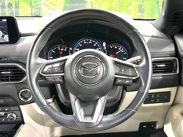 �y�����v�����X�e�A�����O�z�㎿�Ȋv���g�p���邱�ƂŁA��ɂ����������݂ƂĂ��^�]���₷���n���h���ł���