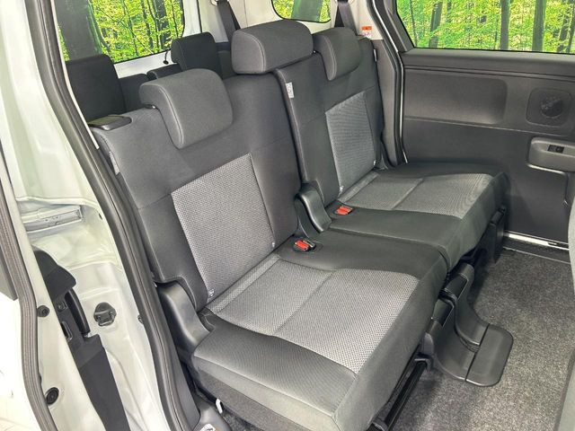 ���i���ȃI���W�i���t���A�}�b�g���I�v�V�����ɂĂ��p�ӂ��Ă���܂��B���D���ȃf�U�C����J���[�����Ԃɍ��킹�đI��ł����������Ƃ��ł��܂���