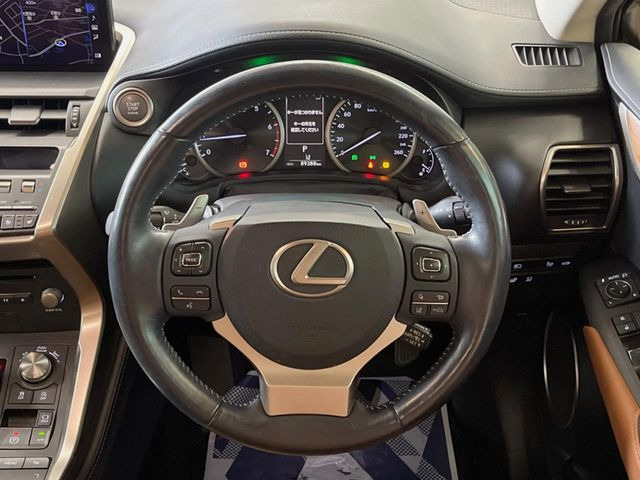 �y�����v�����X�e�A�����O�z�㎿�Ȋv���g�p���邱�ƂŁA��ɂ����������݂ƂĂ��^�]���₷���n���h���ł���