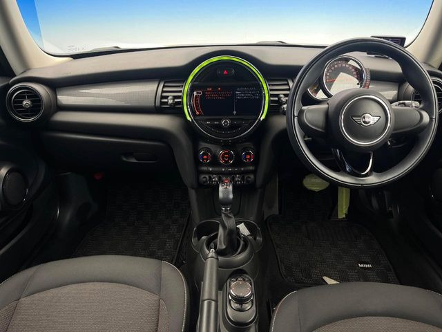 �A���ԃO���[�v���݌ɐ���2,000��!�S���̌n��X���烁�[�J�[�E�Ԏ��킸���Љ�o����̂ŁA���Ȃ��Ƀs�b�^���̂��Ԃ�������͂��ł���܂��͂��₢���킹��������