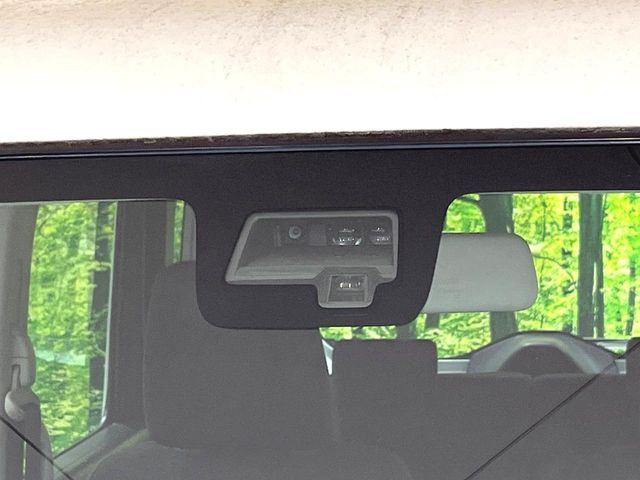 �y�X�Y�L �Z�[�t�e�B�T�|�[�g�z���s���ɑO���̎ԗ�����F�����A�Փ˂������Ȏ��͌x��ƃu���[�L�ŏՓˉ���Ɣ�Q�y�����A�V�X�g�B�����S�Ƀh���C�u�����y���݂��������܂��B