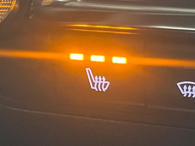 �y�V�[�g�q�[�^�[�z�������ɏd�󂷂�V�[�g�q�[�^�[!�G�A�R����葁�����܂��Ă����̂Ŋ�����̐l�����S�ł��ˁ�G�A�R���̉����͊������邩����A�Ƃ������ɂ����������߂ł��B