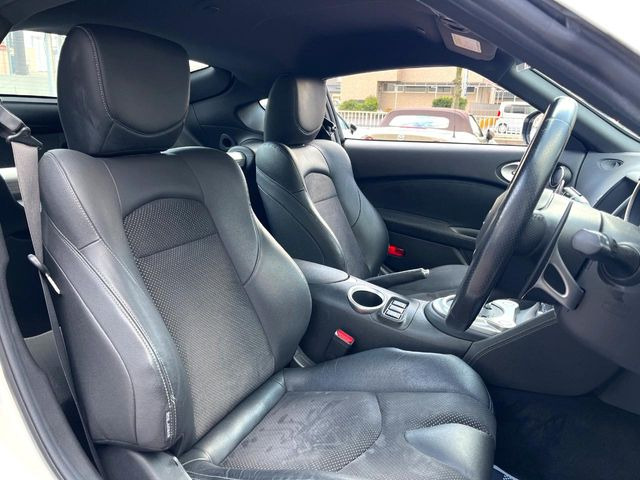 �y�n�[�t���U�[�V�[�g�z�������ƍ���S�n�𗼗������l�C�̃V�[�g���w�ʁE���ʂ̃t�@�u���b�N�f�ނ́A�ʋC���̗ǂ��⊊��ɂ����ɗD��Ă��܂��B�C���╞���ɍ��E���ꂸ���K�ɂ���肢�������܂��B