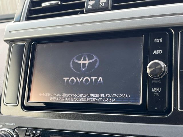 �y�����i�r�z�l�C�̏����i�r�𑕔����Ă���܂��B�i�r�̎g���₷���͂������A�I�[�f�B�I�@�\���[��!�L�����v�◷�s�͂������A�ʋ΂┃�����ȂǕ��i�̃h���C�u���y�����Ȃ�͂���