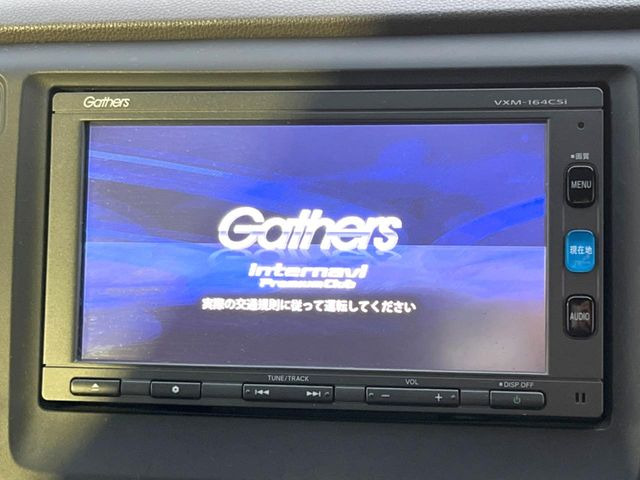 �y�����i�r�z�l�C�̏����i�r�𑕔����Ă���܂��B�i�r�̎g���₷���͂������A�I�[�f�B�I�@�\���[��!�L�����v�◷�s�͂������A�ʋ΂┃�����ȂǕ��i�̃h���C�u���y�����Ȃ�͂���