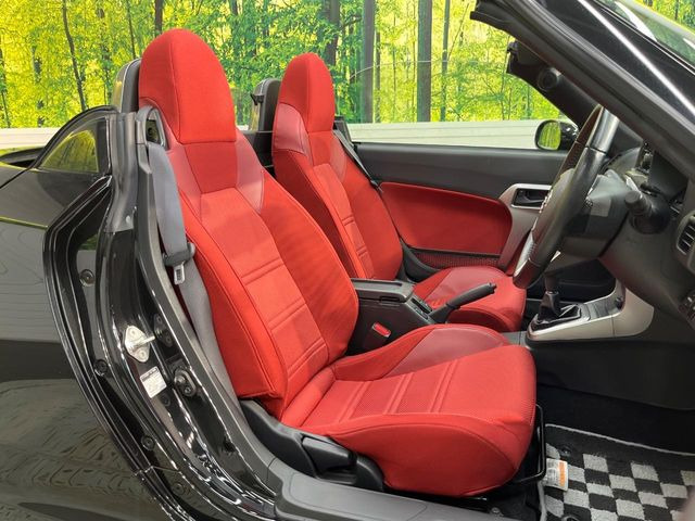 �^�]�ȃV�[�g���͎g�p�������Ȃ��A�ǍD�ȏ�ԂƂȂ��Ă��܂��B���J�Ɏg���Ă������Ƃ��悭�킩��܂��ˁB