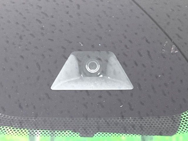 �y�O�He-Assist�z���s���ɑO���̎ԗ�����F�����A�Փ˂������Ȏ��͌x��ƃu���[�L�ŏՓˉ���Ɣ�Q�y�����A�V�X�g�B�����S�Ƀh���C�u�����y���݂��������܂��B