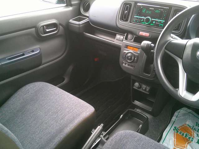 ���Ӓ菑�t���ň��S����O�ҋ@��(JAAA���{�����ԊӒ苦��)�̃v���Ӓ�m�ɂ���Ď��q��Ԃׂ̍��ȕ����܂ŊӒ���s�Ȃ��Ă��܂�!���ÎԂ̕s��������������S�ł��܂���!