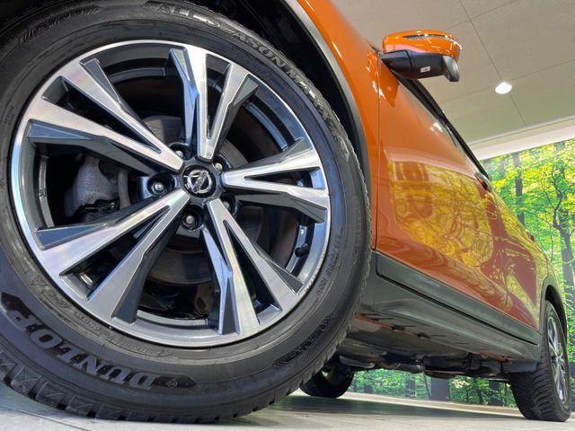 �y�O���[�h��p����18�C���`�A���~�z�C�[���z�f�U�C�����̍��������A���~�z�C�[���𑕒����Ă���܂��B�e��ЊO�A���~�z�C�[����A�X�^�b�h���X�^�C�����戵�����Ă���܂��B���񂲑��k����������