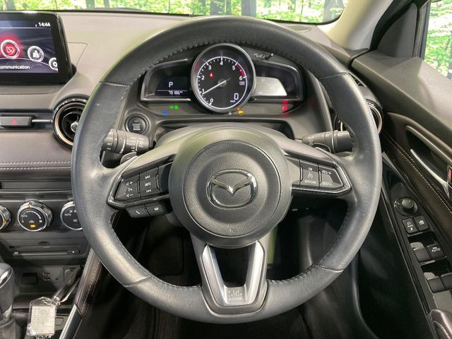 �y�����v�����X�e�A�����O�z�㎿�Ȋv���g�p���邱�ƂŁA��ɂ����������݂ƂĂ��^�]���₷���n���h���ł���