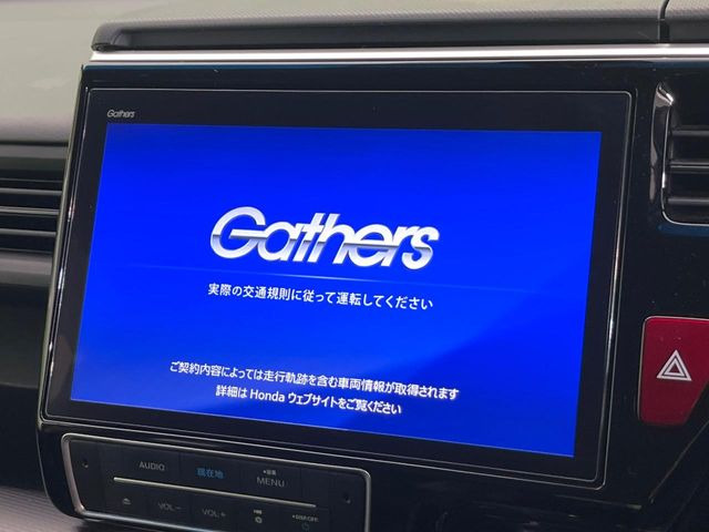 �y�����i�r�z�l�C�̏����i�r�𑕔����Ă���܂��B�i�r�̎g���₷���͂������A�I�[�f�B�I�@�\���[��!�L�����v�◷�s�͂������A�ʋ΂┃�����ȂǕ��i�̃h���C�u���y�����Ȃ�͂���