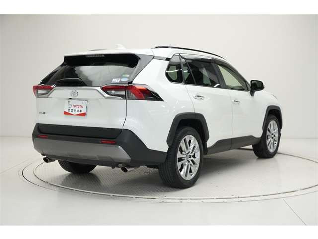 RAV4