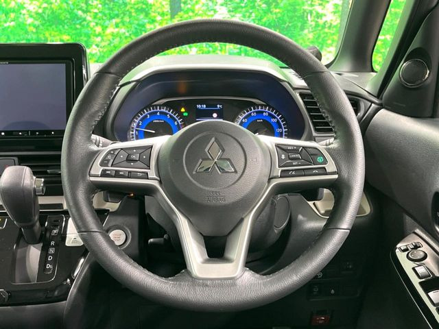 �y�����v�����X�e�A�����O�z�㎿�Ȋv���g�p���邱�ƂŁA��ɂ����������݂ƂĂ��^�]���₷���n���h���ł���