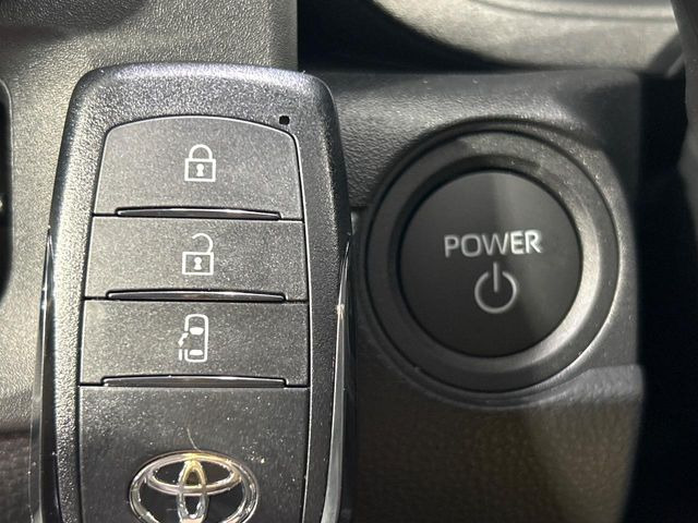 �y�X�}�[�g�L�[�z�J�o����|�P�b�g�ɓ��ꂽ�܂܂ł��h�A�̎{���E�������\�ȃX�}�[�g�L�[�𑕔��B�G���W���̃I���E�I�t�����J�M�����o���K�v����������Ƃ��Ă��֗��ł���