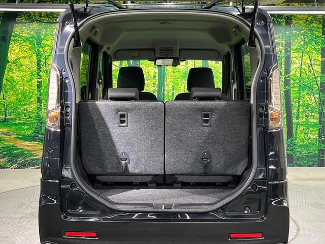 ���i�̂���������ʋ΁A���}���ɏ\���ȉ׎��X�y�[�X���m�ۂ��Ă���܂��B�Z�J���h�V�[�g��|���ƁA�傫�ȉו��̐ύڂ��\�ł���