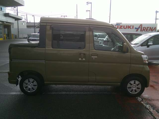 6�����܂���10,000�L��!�ۏ؊��ԓ��ɂ����ĕs����F�߂�ꂽ�ꍇ�͓��ЍH��܂��͓��Ўw��H��ɂĖ����C�����������܂��B