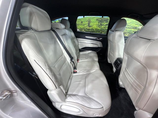 �L�X�Ƃ���2��ڃV�[�g�͋��Z���������A���S�n�����K!�F�B��Ƒ��Ƃ̂��o�����ɂ҂�����ł��B�x�r�[�V�[�g��`���C���h�V�[�g�g�p�������K�ɂ��߂�������������\���ȋ�Ԃ��m�ۂ��Ă��܂��B