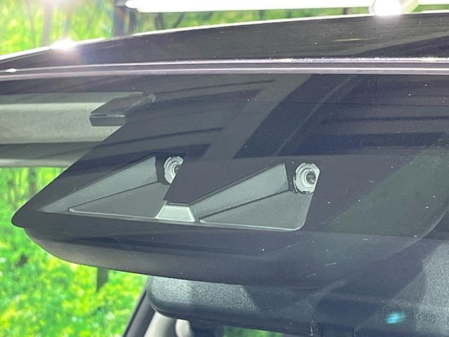 �y�X�}�[�g�A�V�X�g�z���s���ɑO���̎ԗ�����F�����A�Փ˂������Ȏ��͌x��ƃu���[�L�ŏՓˉ���Ɣ�Q�y�����A�V�X�g�B�����S�Ƀh���C�u�����y���݂��������܂��B