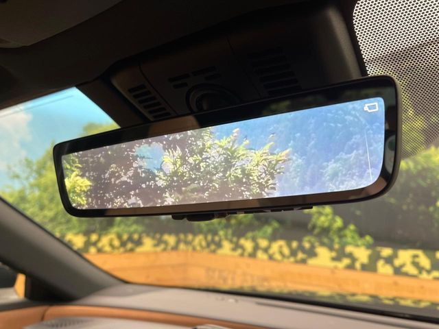 �y�f�W�^���C���i�[�~���[�z��Ȃ̑傫�ȉו��⓯��҂Ō�����m�F���Â炢���ł����S!�J�������B�e�����ԗ�����̉f�������[���~���[���ɕ\���B�N���A�Ȏ��E�ŏ󋵂̊m�F���\�ł�!