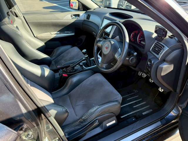 �C�ɂȂ邨�Ԃ�����܂�����E�̓d�b�ԍ����璼�ڂ��X�ɂ��₢���킹���������B�x�����@����ԗ����A��Ԃ܂łȂ�ł������������Ē����܂��B�X�^�b�t�ꓯ���A�����҂����Ă���܂��B