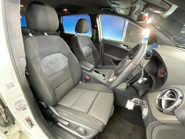 ���V�[�g�̎g�p��:�j��E�ւ�������Ȃ��A�����̒ʂ肫�ꂢ�ȏ�Ԃ��ێ����Ă���܂��B�܂��A�����N���[�j���O�E�R�[�e�B���O�����p�����������܂��B