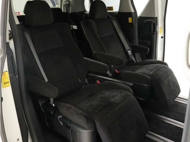 �y�I�b�g�}���t���Z�J���h�V�[�g�z�ő�800mm�̃����O�X���C�h�V�[�g�ƃI�b�g�}���@�\�ɂ�葫���y�X�L�΂������\�ł�!�܂��A�Ђ��|��������܂��̂ŁA���K�ȃh���C�u�����y���݂��������܂�!