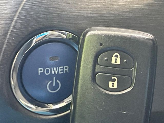 �y�X�}�[�g�L�[�z�J�o����|�P�b�g�ɓ��ꂽ�܂܂ł��h�A�̎{���E�������\�ȃX�}�[�g�L�[�𑕔��B�G���W���̃I���E�I�t�����J�M�����o���K�v����������Ƃ��Ă��֗��ł���