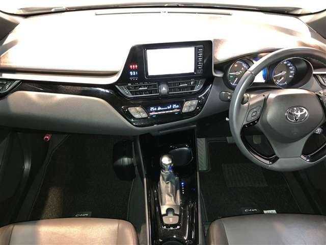 C-HRハイブリッド 1.8 G