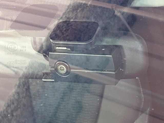 �y�h���C�u���R�[�_�[�z���S�E���S�ȃJ�[���C�t�ɕK�{�̃h���C�u���R�[�_�[�𑕔�!���s���͂������A������^�]�⎖�̂ɑ��������ۂ̏󋵂��f���ŋL�^���A����̃��X�N�ɔ����܂��B