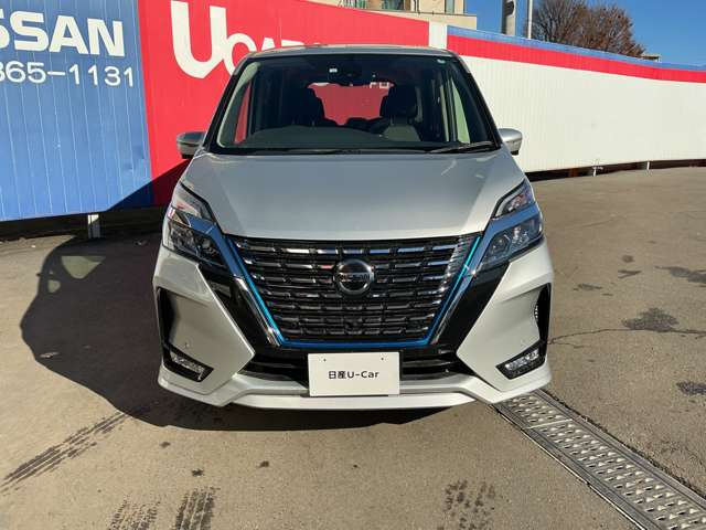 セレナ1.2 e-POWER ハイウェイスターV