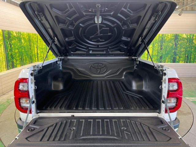 �ύڗ�500kg�̍L�X�Ƃ����f�b�L�́A�V�т���d���܂ő��p�r�Ɏg���܂��B�x�b�h���C�i�[��g�m�J�o�[�̎��t���������k��������