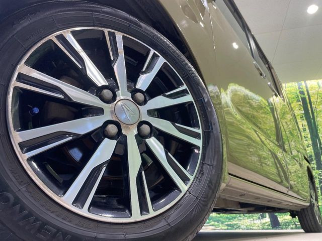 �y����14�C���`�A���~�z�C�[���z�O�ςɃ}�b�`���������A���~�z�C�[���𑕒����Ă���܂��B�e��ЊO�A���~�z�C�[����A�X�^�b�h���X�^�C�����戵�����Ă���܂��B���񂲑��k����������