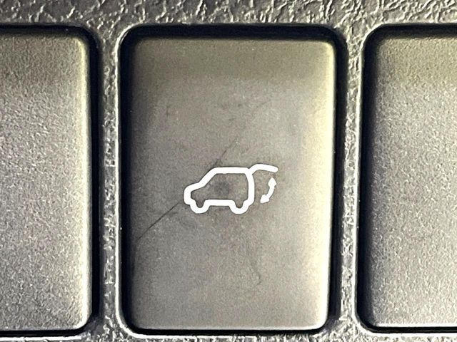 �y�p���[�o�b�N�h�A�z�X�}�[�g�L�[��^�]�Ȃ̃{�^�������������Ń��A�Q�[�g�������ŊJ���܂�!�ו��������Ă��鎞��A�����ʒu�ɂ���o�b�N�h�A��߂�ۂɕ֗��ȋ@�\�ł���