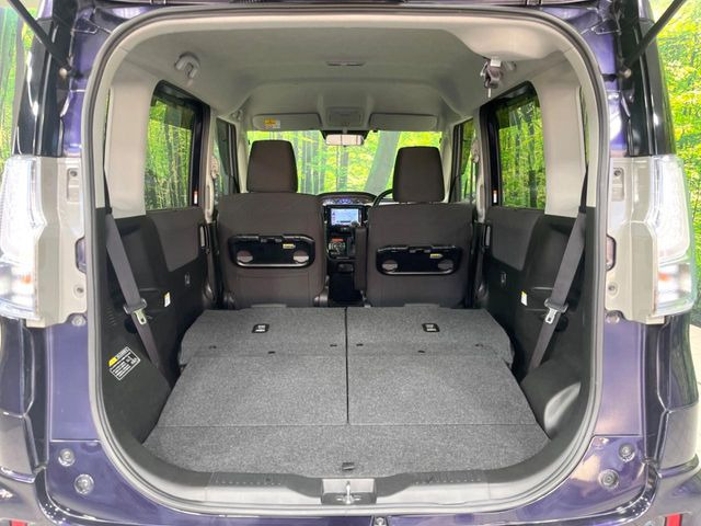 ���i�̂���������ʋ΁A���}���ɏ\���ȉ׎��X�y�[�X���m�ۂ��Ă���܂��B�Z�J���h�V�[�g��|���ƁA�傫�ȉו��̐ύڂ��\�ł���