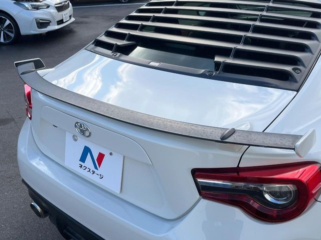 �y���������X�|�C���[�z�X�|�[�c�J�[�炵�����O�b�ƈ�������^�����X�|�C���[�𑕒��􍂑����s���̃X�^�r���e�B(���s���萫)����ɖ𗧂��܂��B