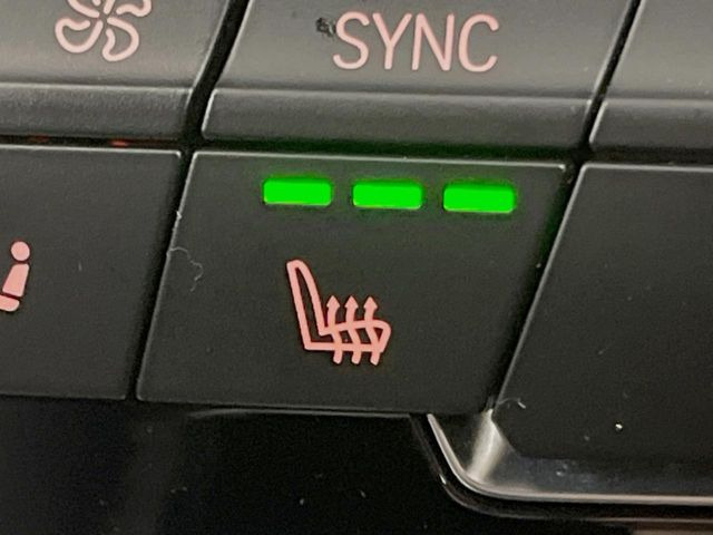 ���t�����g�V�[�g�q�[�e�B���O:�^�]�ȁE����ȋ��ɎO�i�K�Œ��߂��\�ȃV�[�g�q�[�^�[�𑕔����Ă���܂��B�G�߂��킸���K�ɂ��g�p���������܂��B