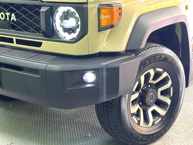 �yLED�w�b�h���C�g�z���V����ԑ��s�����ǍD�Ȏ��E���m�ۂ����S���ĉ^�]�ł��鍂�P�xLED�w�b�h���C�g�𑕔�!�_�����x�������A����d�͂��}�����Ă��܂��B