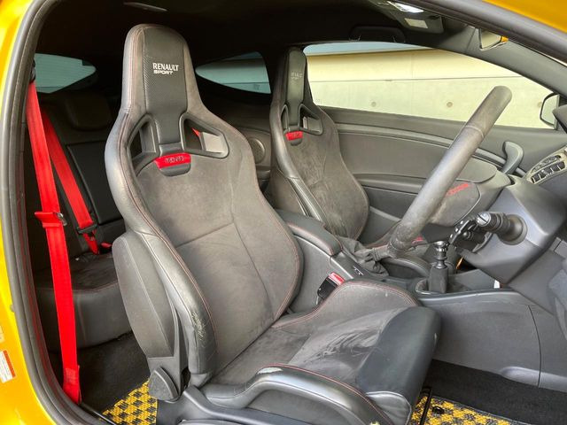 ���V�[�g�̎g�p��:�j��E�ւ�������Ȃ��A�����̒ʂ肫�ꂢ�ȏ�Ԃ��ێ����Ă���܂��B�܂��A�����N���[�j���O�E�R�[�e�B���O�����p�����������܂��B