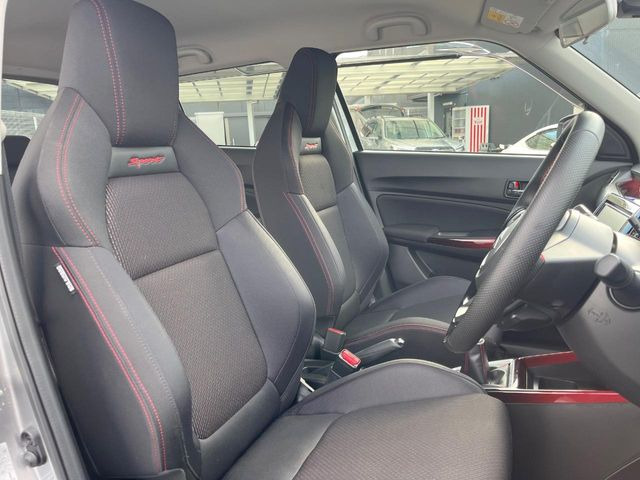 �y��p�X�|�[�c�V�[�g�z�z�[���h���ɗD��A�J�[�u���̑̂������}�����Ă���܂��B�܂��A�̂Ƀt�B�b�g���邩�獘��w�������ɂ����A�����O�h���C�u�⍂�����s�ł����K�ɂ��߂������������܂���