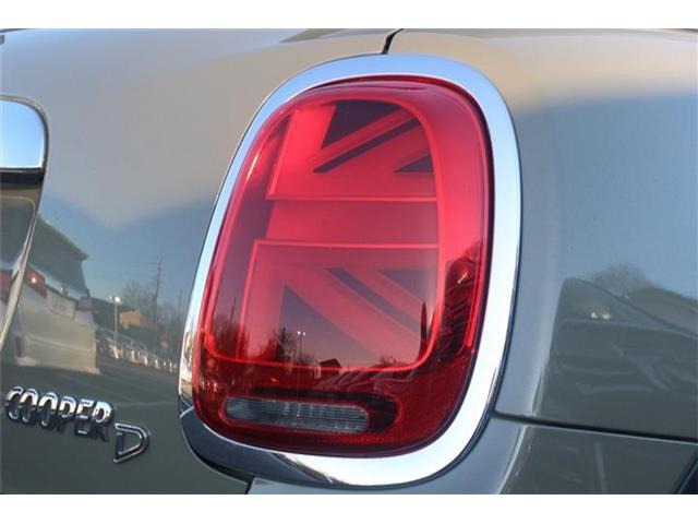 ���Ǝҗl�ւ̔̔��͂��f�肳���Ă��������܂��B �Ԍ������ԗ��̏ꍇ�́A�Ԍ����擾�������x�������z�ŕ\�����Ă���܂��B